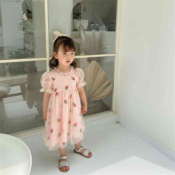 fashion girls strawberry paillette mesh princess long dress summer cute kids party dresses 210708, Red;yellow
fashion girls strawberry paillette mesh princess long dress summer cute kids party dresses 210708, Red;yellow