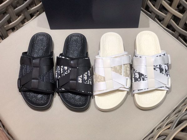 dijia's new fashionable men's slippers in summer wear casual flip flops and antiskid outdoor beach shoes ysj, Black
dijia's new fashionable men's slippers in summer wear casual flip flops and antiskid outdoor beach shoes ysj, Black
