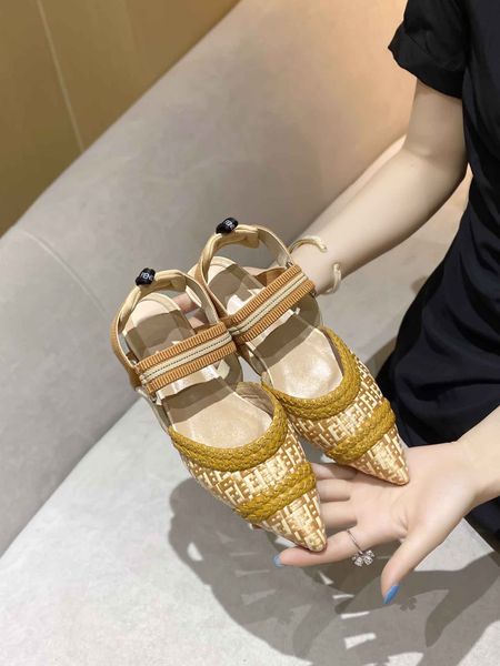2021s women sandals high heel close-toe tip pumps luxury designers high-heeled shoes sheepskin genuine leather eu35-41, Black
2021s women sandals high heel close-toe tip pumps luxury designers high-heeled shoes sheepskin genuine leather eu35-41, Black