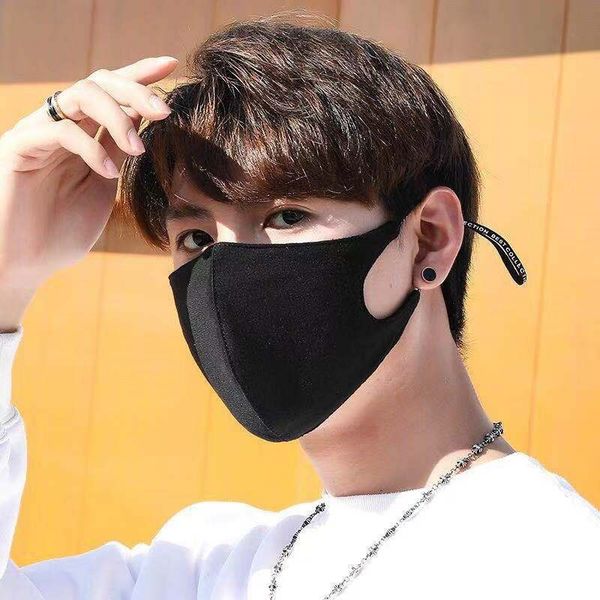 pure men's black three-dimensional mask trend in winter cotton warm and dustproof factory
pure men's black three-dimensional mask trend in winter cotton warm and dustproof factory