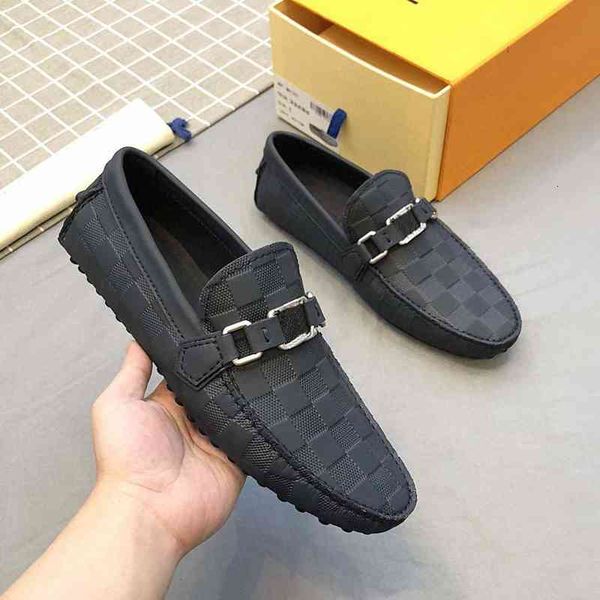 shoes sneakers men loafers for mens designer shoe grained calfskin hand sewing uppers rubber pad outsole letter decoration black brown with
shoes sneakers men loafers for mens designer shoe grained calfskin hand sewing uppers rubber pad outsole letter decoration black brown with