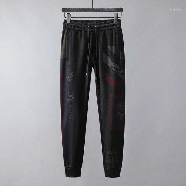 men's casual pants men 2021 spring streetwear graffiti pattern trousers fashion black joggers pencil for
men's casual pants men 2021 spring streetwear graffiti pattern trousers fashion black joggers pencil for