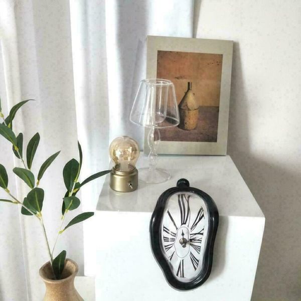irregular minimalist living room clock european creative table wall hanging bedroom pendulum mute deskdecoration clocks
irregular minimalist living room clock european creative table wall hanging bedroom pendulum mute deskdecoration clocks