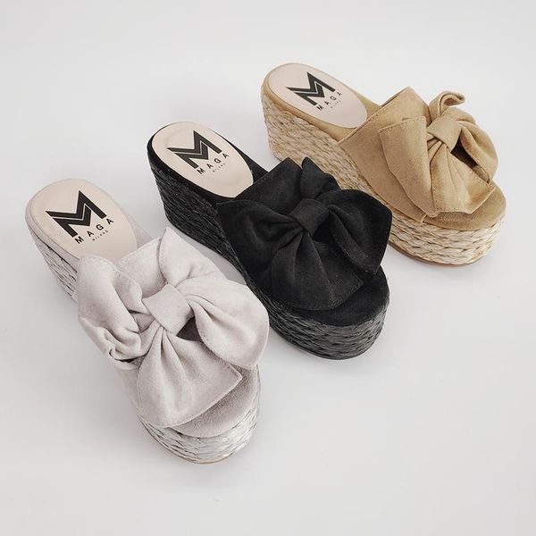 shoes woman 2021 house slippers platform med big size flock shale female beach butterfly-knot soft flat sabot slides butterfly-k, Black
shoes woman 2021 house slippers platform med big size flock shale female beach butterfly-knot soft flat sabot slides butterfly-k, Black