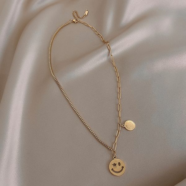xianlan437 titanium steel smiley face transport bead light female luxury double cascading a necklace chain temperament web celebri, Silver
xianlan437 titanium steel smiley face transport bead light female luxury double cascading a necklace chain temperament web celebri, Silver