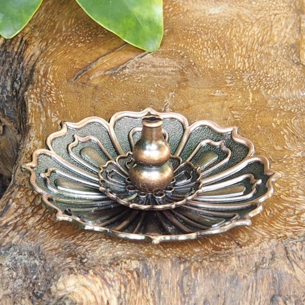 fragrance lamps practical accessories incense stick holder lotus shape censer plate exquisite gift portable decorations vintage alloy
fragrance lamps practical accessories incense stick holder lotus shape censer plate exquisite gift portable decorations vintage alloy