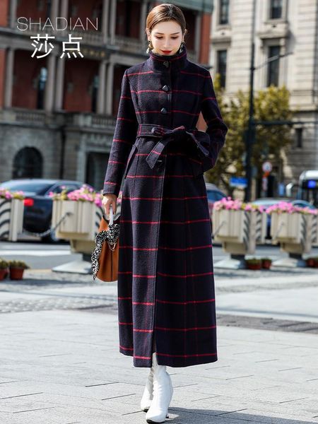 plaid wool coat women's middle long hepburn style thickened high-end cashmere temperament korean autumn winter & blends, Black
plaid wool coat women's middle long hepburn style thickened high-end cashmere temperament korean autumn winter & blends, Black