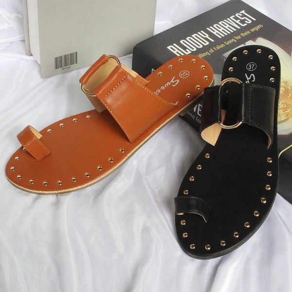 flip-toe women slippers summer style rivet flat heels fashion outdoor women's large size beach comfortable sandals, Black
flip-toe women slippers summer style rivet flat heels fashion outdoor women's large size beach comfortable sandals, Black