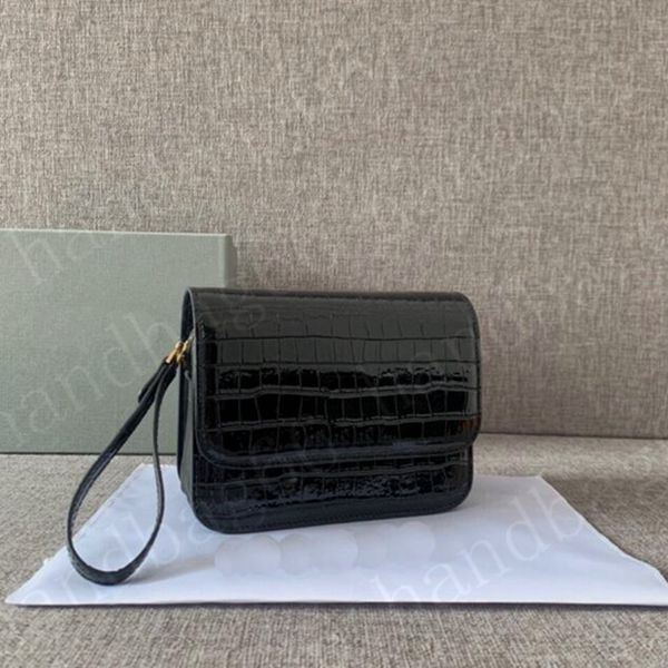 2021 luxury totes designer handbag women's classic letter print with wide shoulder strap messenger bag fashion women wallet 37
2021 luxury totes designer handbag women's classic letter print with wide shoulder strap messenger bag fashion women wallet 37