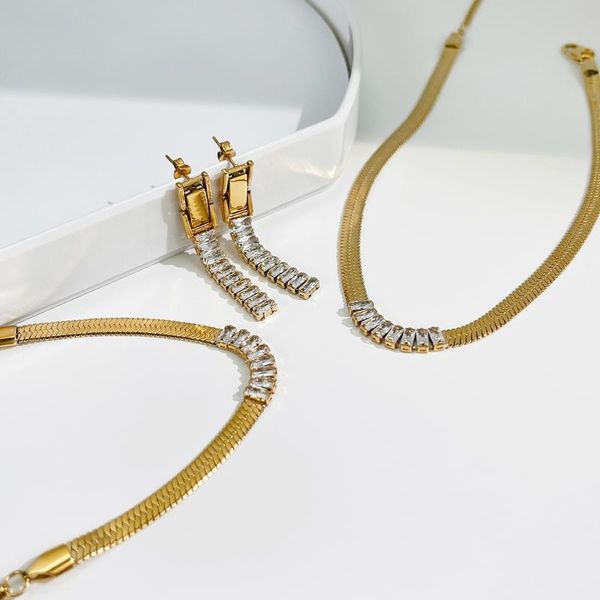 chains peri'sbox gold color stainless steel cubic zirconia jewelry set flat herringbone chain necklaces with zircon anniversary gift, Silver
chains peri'sbox gold color stainless steel cubic zirconia jewelry set flat herringbone chain necklaces with zircon anniversary gift, Silver