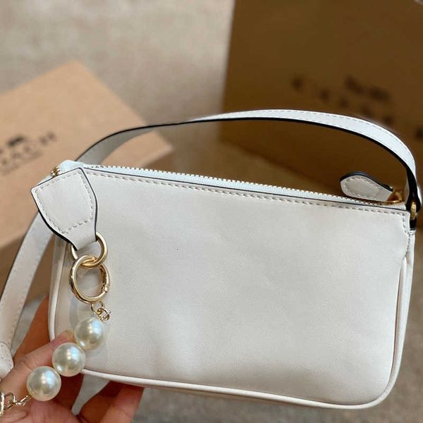 women luxurys designers bags 2021 womens handbags purses designer crossbody wallet bag louisbags_18 three-dimensional aolai flower armpit pe
women luxurys designers bags 2021 womens handbags purses designer crossbody wallet bag louisbags_18 three-dimensional aolai flower armpit pe