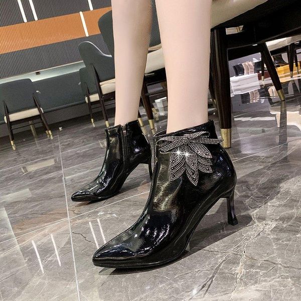 boots leather winter 2021 women ladies flowers high heels shoes thin pointed toe party style ankle booties, Black
boots leather winter 2021 women ladies flowers high heels shoes thin pointed toe party style ankle booties, Black