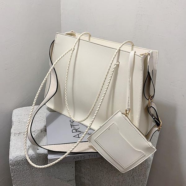evening bags big bag women's 2021 fashion large capacity simple shoulder net red versatile handbag
evening bags big bag women's 2021 fashion large capacity simple shoulder net red versatile handbag