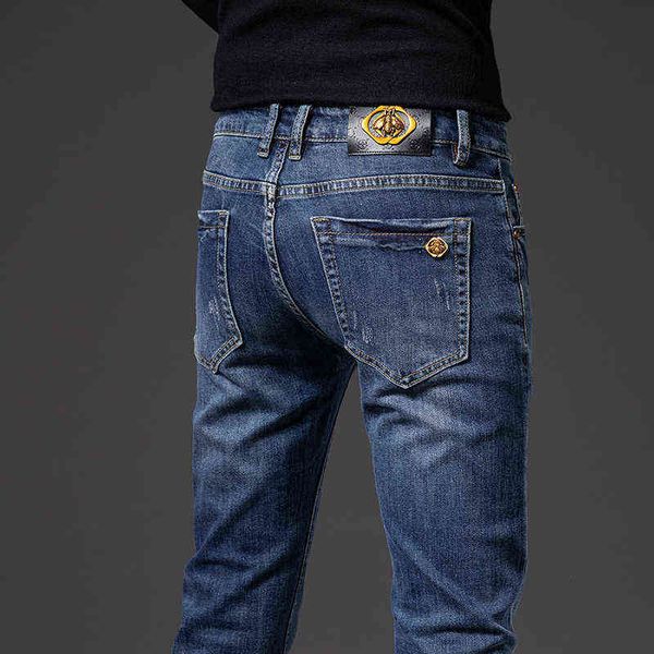 and autumn winter thick jeans men's korean version elastic cotton small feet slim little bee, Blue
and autumn winter thick jeans men's korean version elastic cotton small feet slim little bee, Blue