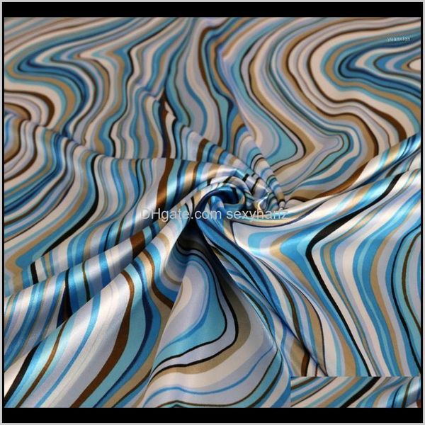 clothing apparel drop delivery 2021 fashion stripe printed satin fabric sewing kleding dress bag toys lining cloth 100cm148cm1 3pa5d, Black;white
clothing apparel drop delivery 2021 fashion stripe printed satin fabric sewing kleding dress bag toys lining cloth 100cm148cm1 3pa5d, Black;white