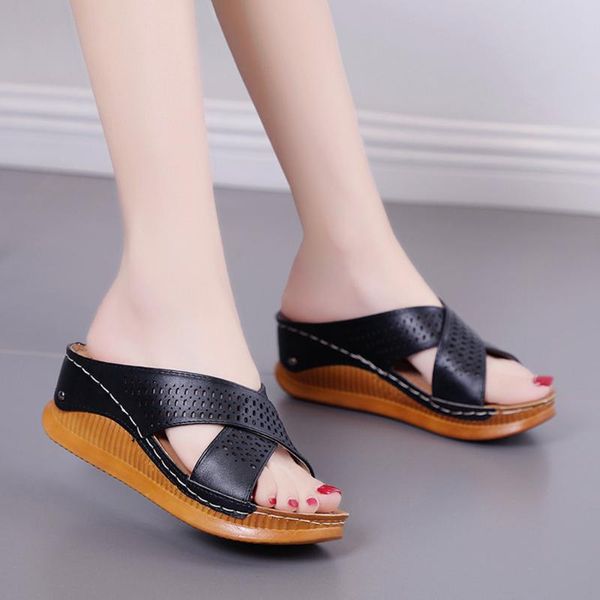 slippers women shoes 2021 fashion casual slip on high heels thick platforms outdoor summer flip flops for, Black
slippers women shoes 2021 fashion casual slip on high heels thick platforms outdoor summer flip flops for, Black