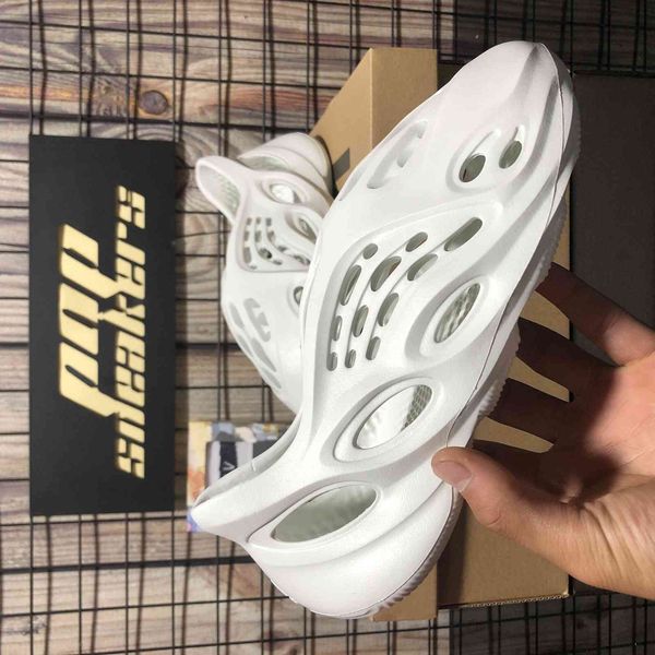 pairs fashion rubber black slipper designer gear bottoms mens striped sandals causal non-slip summer huaraches flip flopswith box ysj
pairs fashion rubber black slipper designer gear bottoms mens striped sandals causal non-slip summer huaraches flip flopswith box ysj
