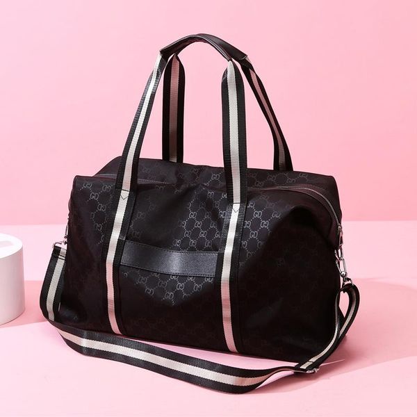 duffel bags large-capacity men's and women's travel bag portable tote daily shopping bagwaterproof storage picnic
duffel bags large-capacity men's and women's travel bag portable tote daily shopping bagwaterproof storage picnic