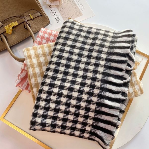 2021 new houndstooth cashmere plaid scarf female korean student cute scarf female classic warm shawl no. 6, Blue;gray
2021 new houndstooth cashmere plaid scarf female korean student cute scarf female classic warm shawl no. 6, Blue;gray