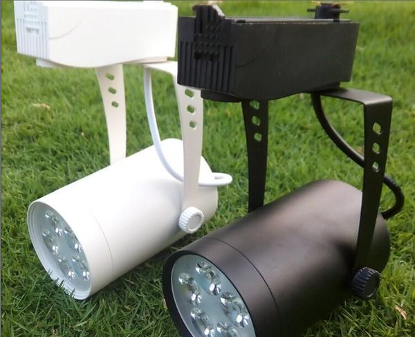 track rail spotlights ac85-265v 5w black white shell clothing store indoor decoration bulbs spot lights lamp bright ce
track rail spotlights ac85-265v 5w black white shell clothing store indoor decoration bulbs spot lights lamp bright ce