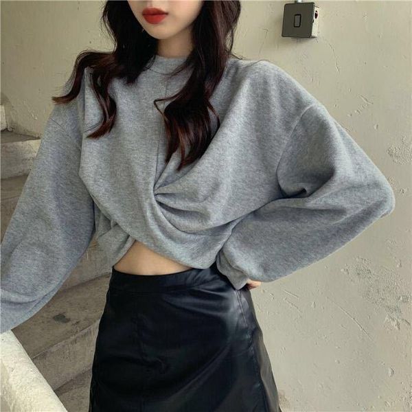 women's t-shirt autumn korean version 2021 loose design small crowd cross exposed navel short student pullover long sleeve female, White
women's t-shirt autumn korean version 2021 loose design small crowd cross exposed navel short student pullover long sleeve female, White
