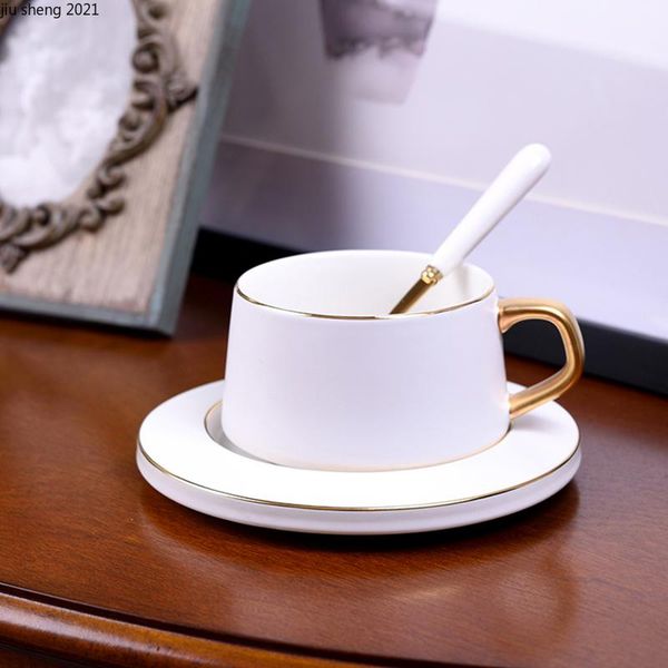 mugs european-style ceramic coffee cup and saucer high-end black white gold-plated mug with spoon afternoon tea breakfast
mugs european-style ceramic coffee cup and saucer high-end black white gold-plated mug with spoon afternoon tea breakfast