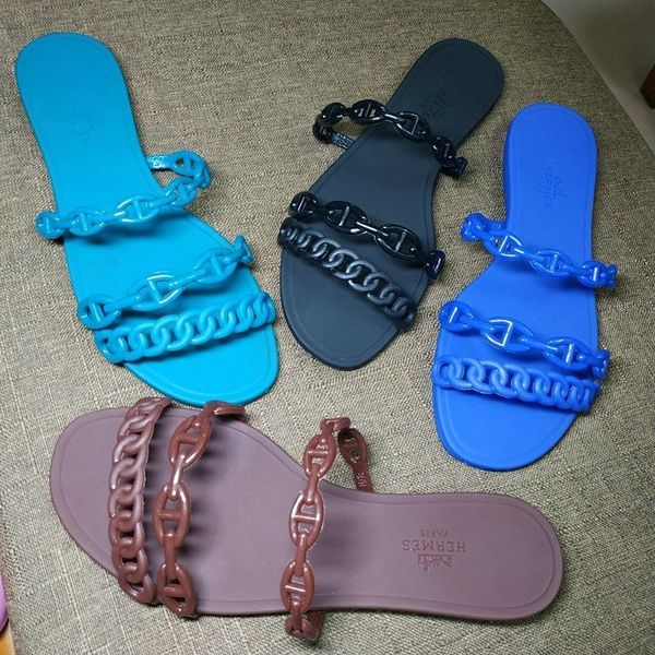 2021 new flat bottomed women's slippers chain sandals with sandals plastic shoes pig nose h family sandals ysj, Black
2021 new flat bottomed women's slippers chain sandals with sandals plastic shoes pig nose h family sandals ysj, Black