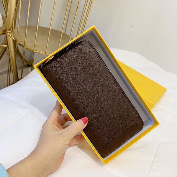 luxury large capacity wallet designer fashion clutch long can hold bank credit card mobile phone cash brand premium quality pu leather no bo, Red;black
luxury large capacity wallet designer fashion clutch long can hold bank credit card mobile phone cash brand premium quality pu leather no bo, Red;black