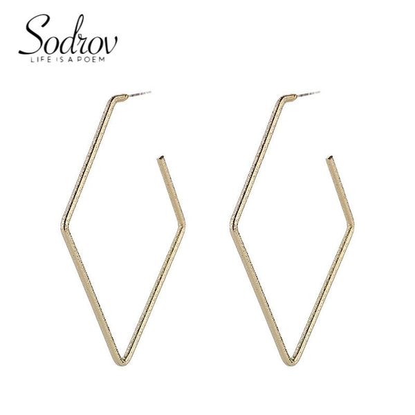 stud gold big fashion earrings for women 2021 trend jewelry dangle clip on unusual vintage gift earring, Golden;silver
stud gold big fashion earrings for women 2021 trend jewelry dangle clip on unusual vintage gift earring, Golden;silver