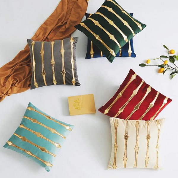 45x45cm dutch velvet gold cloth bone stripe embroidered sofa cushion cover home living room bedroom pillowcase halloween gift cushion/decora
45x45cm dutch velvet gold cloth bone stripe embroidered sofa cushion cover home living room bedroom pillowcase halloween gift cushion/decora