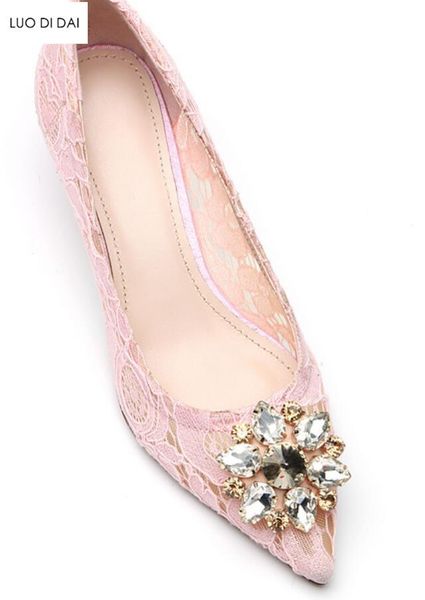 dress shoes 2021 arrival women wedding pumps low heel 6cm party black lace point toe diamond high heels cut outs
dress shoes 2021 arrival women wedding pumps low heel 6cm party black lace point toe diamond high heels cut outs