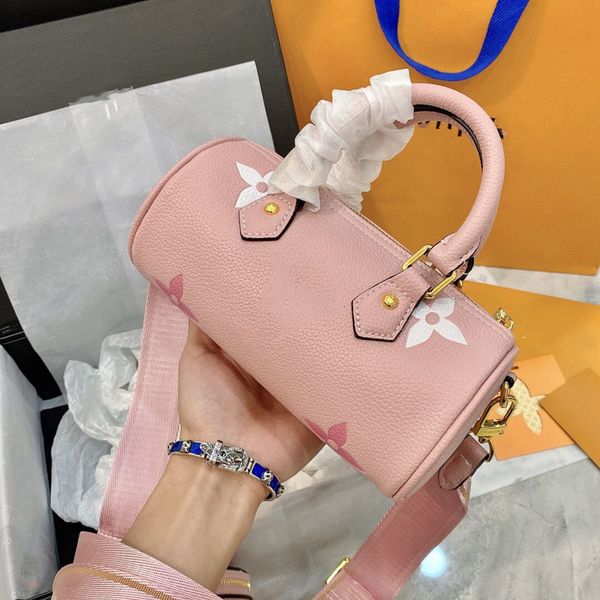 handbag women luxurys designers bags 2021 crossbody bag 5a+classic original ladiepurse louisbags_18 zhouzhoubao123
handbag women luxurys designers bags 2021 crossbody bag 5a+classic original ladiepurse louisbags_18 zhouzhoubao123