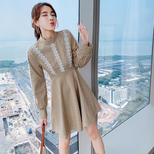 casual dresses 2021 autumn winter lace patchwork woollen dress women long sleeve stand collar mini runway party, Black;gray
casual dresses 2021 autumn winter lace patchwork woollen dress women long sleeve stand collar mini runway party, Black;gray