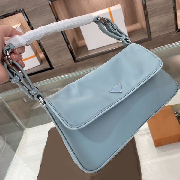 2021 luxury women purses handbags designers crossbody fashion shoulder bag ladies envelope bag hobos small size baguettes high quality
2021 luxury women purses handbags designers crossbody fashion shoulder bag ladies envelope bag hobos small size baguettes high quality