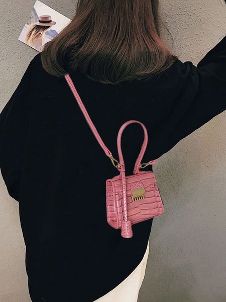 luxury herme handbags and storage bag 2021 new fashion high sense net red foreign style minority design crocodile patter
luxury herme handbags and storage bag 2021 new fashion high sense net red foreign style minority design crocodile patter