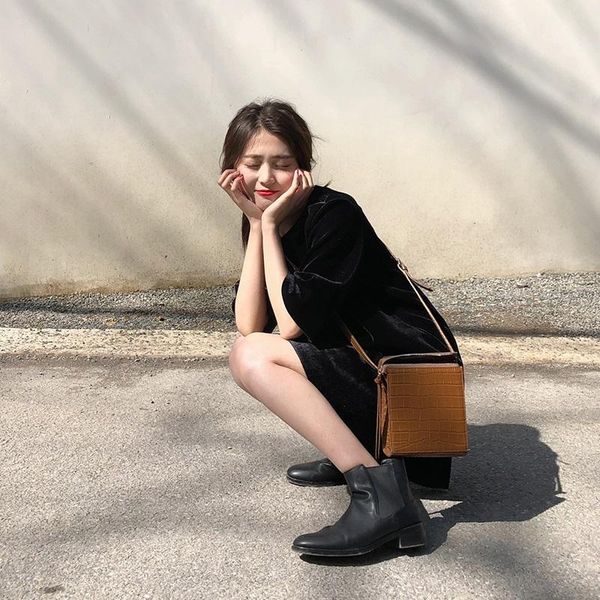 women's t-shirt t-shirts women solid black retro plush soft ladies elegant spring t shirt for womens ultra long korean style female tre, White
women's t-shirt t-shirts women solid black retro plush soft ladies elegant spring t shirt for womens ultra long korean style female tre, White