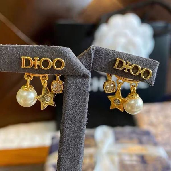 70% off luxury jewelry everyday small letter advanced sense women's net red same temperament earrings simple s925 pure silver needle, Golden;silver
70% off luxury jewelry everyday small letter advanced sense women's net red same temperament earrings simple s925 pure silver needle, Golden;silver