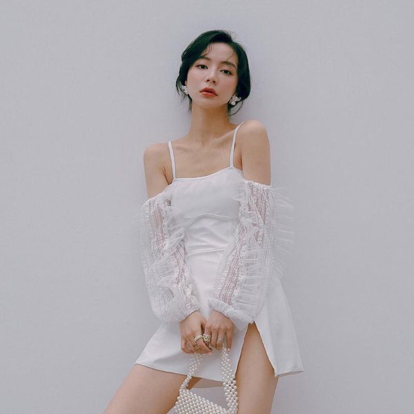 one-piece suits off shoulder swimsuit mesh long sleeve swimwear push up padded beachwear solid one piece bathung suit women swim monokini
one-piece suits off shoulder swimsuit mesh long sleeve swimwear push up padded beachwear solid one piece bathung suit women swim monokini