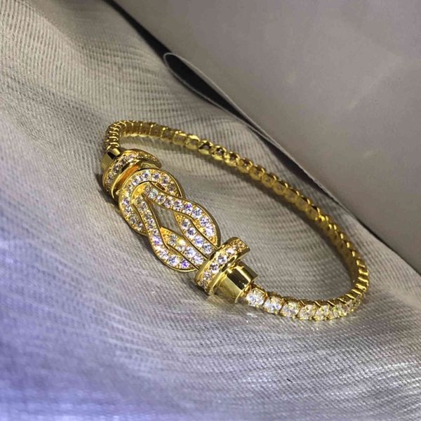 bangles bracelet full drill titanium steel plated 18k rose gold u-shaped horseshoe clasp mantianxing magnetic, Black
bangles bracelet full drill titanium steel plated 18k rose gold u-shaped horseshoe clasp mantianxing magnetic, Black