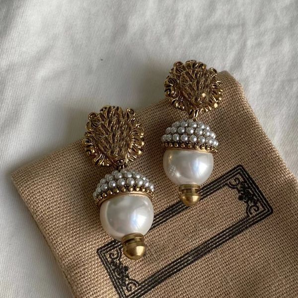 new fashion gold pearl earrings aretes for women party1010 wedding lovers gift jewelry engagement with box nrj, Golden
new fashion gold pearl earrings aretes for women party1010 wedding lovers gift jewelry engagement with box nrj, Golden