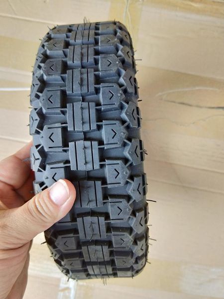 motorcycle wheels & tires 11 inch off-road thickened pneumatic tire, inside and outside, electric vehicle scooter general 90/65-6.5
motorcycle wheels & tires 11 inch off-road thickened pneumatic tire, inside and outside, electric vehicle scooter general 90/65-6.5