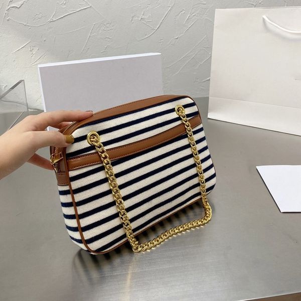 designer shoulder bags black and white stripes handbags luxury crossbody bag wallet totes handbag suede high-quality fashion brown leather
designer shoulder bags black and white stripes handbags luxury crossbody bag wallet totes handbag suede high-quality fashion brown leather
