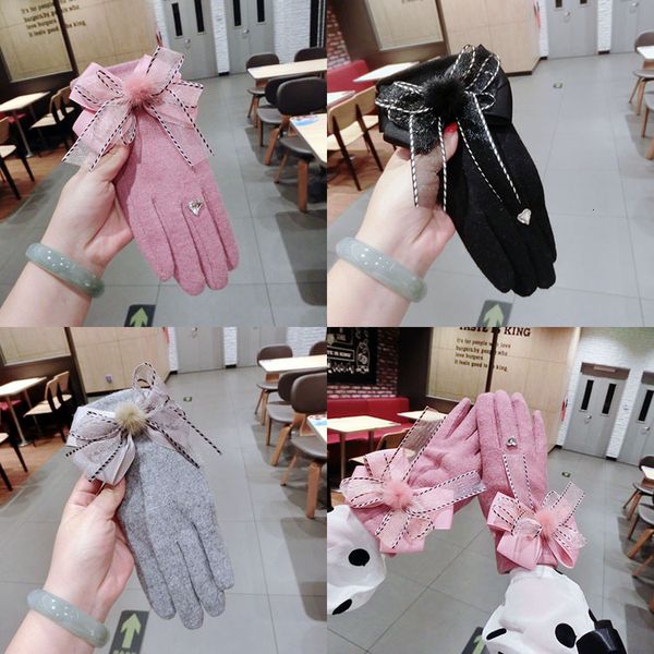 gloves korean women' winter plush thickened mink wool ball bow split finger warm double-layer cashmere, Blue;gray
gloves korean women' winter plush thickened mink wool ball bow split finger warm double-layer cashmere, Blue;gray