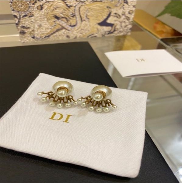 letter 20 new fireworks letter pearl two earrings temperament fashion versatile earrings accessories black friday, Golden
letter 20 new fireworks letter pearl two earrings temperament fashion versatile earrings accessories black friday, Golden