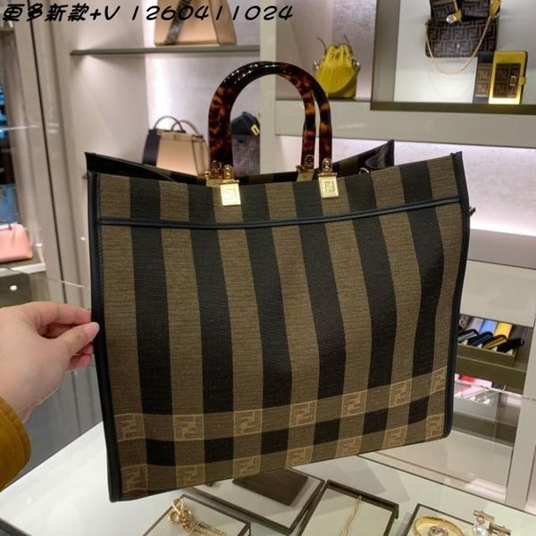 handbag branded crossbody mini luxurys bags designer tote bag shoulder_bag fend fashion classic vertical stripe ff letter agate pattern han
handbag branded crossbody mini luxurys bags designer tote bag shoulder_bag fend fashion classic vertical stripe ff letter agate pattern han