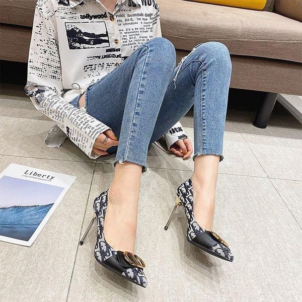 dress shoes elegant thin wedding outdoor heels zapatillas women jelly pointed toe sandals for women's pumps a261, Black
dress shoes elegant thin wedding outdoor heels zapatillas women jelly pointed toe sandals for women's pumps a261, Black