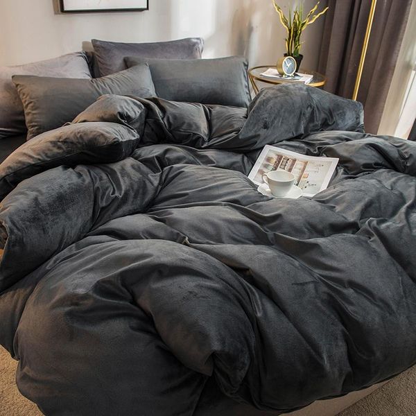 bedding sets thick fashion set soft breathable smooth modern solid color design housse de couette mariage decoration ec50ct
bedding sets thick fashion set soft breathable smooth modern solid color design housse de couette mariage decoration ec50ct