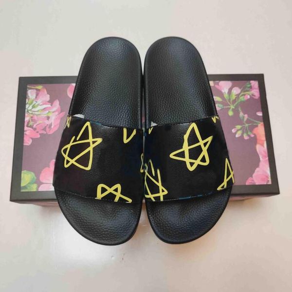 2021 slipper sandals women men big blossom mix 100 models flower animals slide summer fashion deisgners wide beach flip-flops slipper, Black
2021 slipper sandals women men big blossom mix 100 models flower animals slide summer fashion deisgners wide beach flip-flops slipper, Black