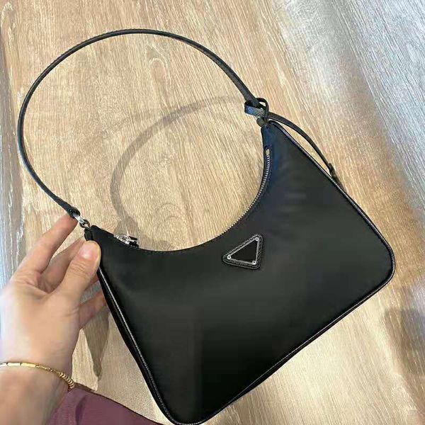 re-edition 2005 shoulder bag nylon re edition 2000 multi hobo bags canvas womens handbags wallet clutchcrossbody composite purses 189k
re-edition 2005 shoulder bag nylon re edition 2000 multi hobo bags canvas womens handbags wallet clutchcrossbody composite purses 189k