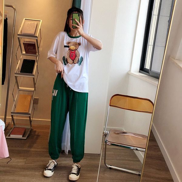 luxury design summer bear print contrast neckline two piece women's casual loose short sleeve pants set wd110527, White
luxury design summer bear print contrast neckline two piece women's casual loose short sleeve pants set wd110527, White